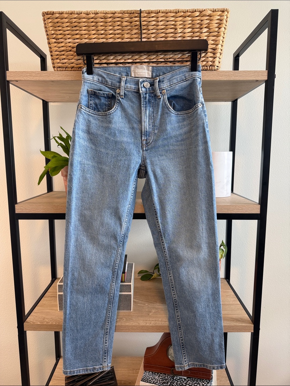 Everlane Mid-Rise The Cheeky Jean Crop, 25